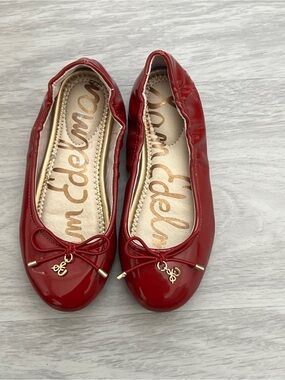 Sam Edelman Felicia Kids Red Patent Ballet Flats Bow Gold Charm Size 11
